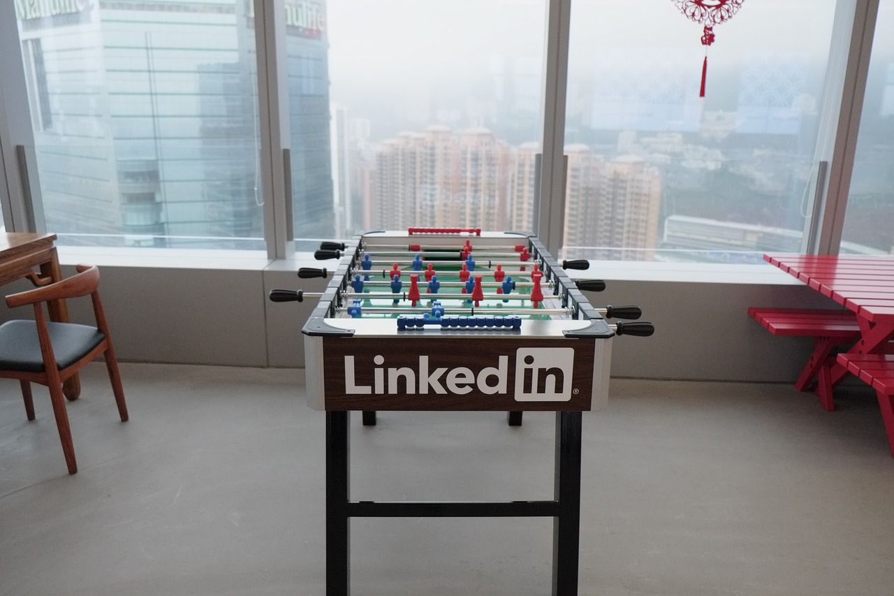 衣避免
